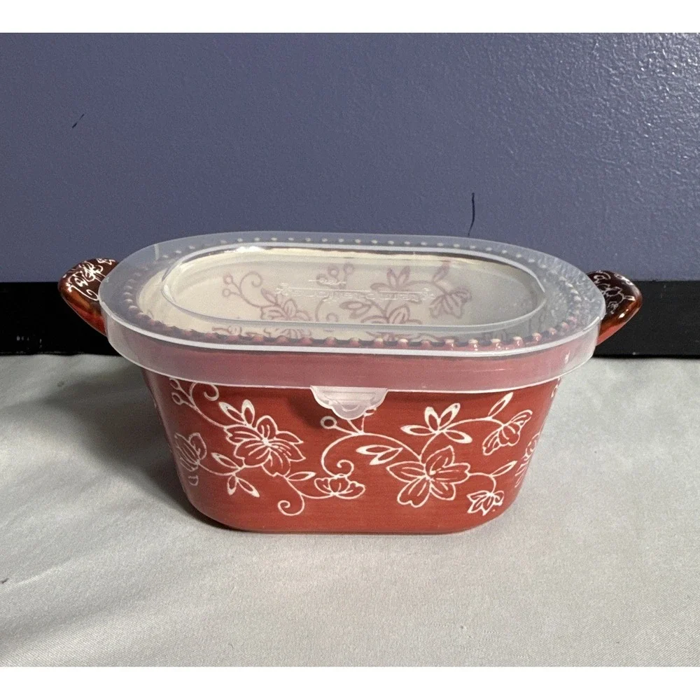 TEMPTATIONS Floral Lace 10 oz Ceramic Baking Dish w/Lid Cranberry/White